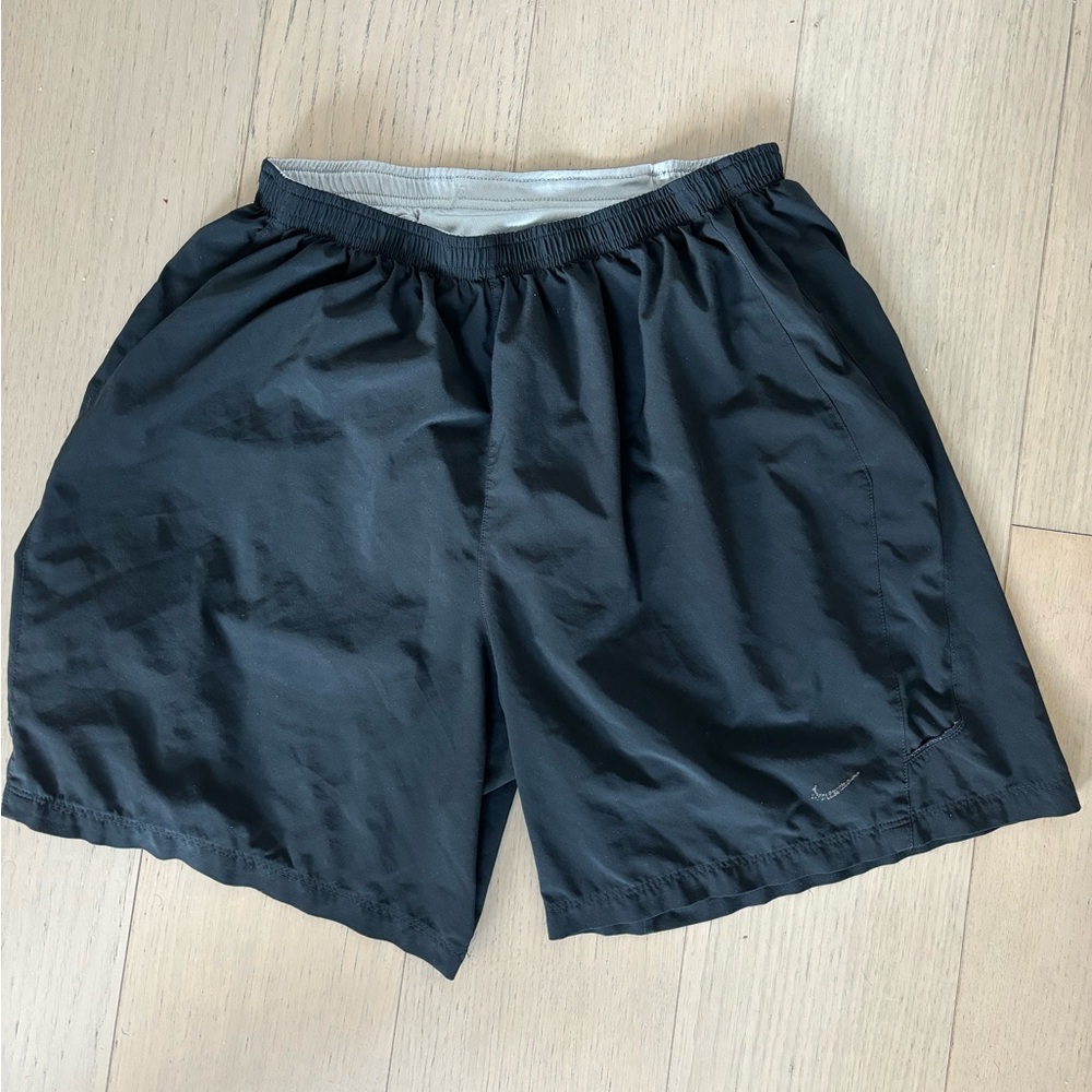 NIKE Black Dryfit Shorts (Medium)